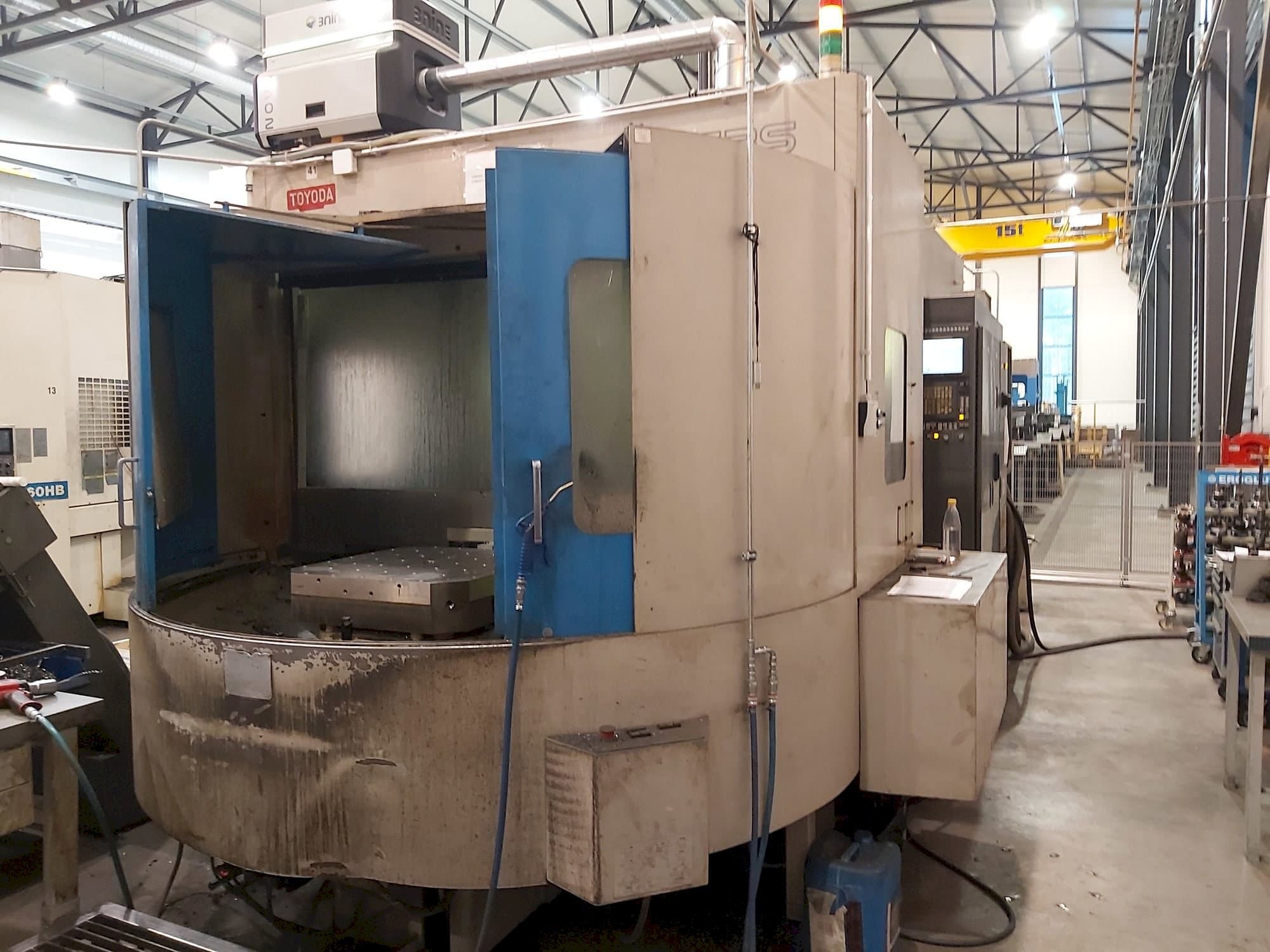 Vista Frontal  da TOYODA FH63  máquina