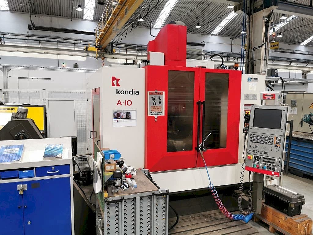 Vista Frontal  da KONDIA A10  máquina