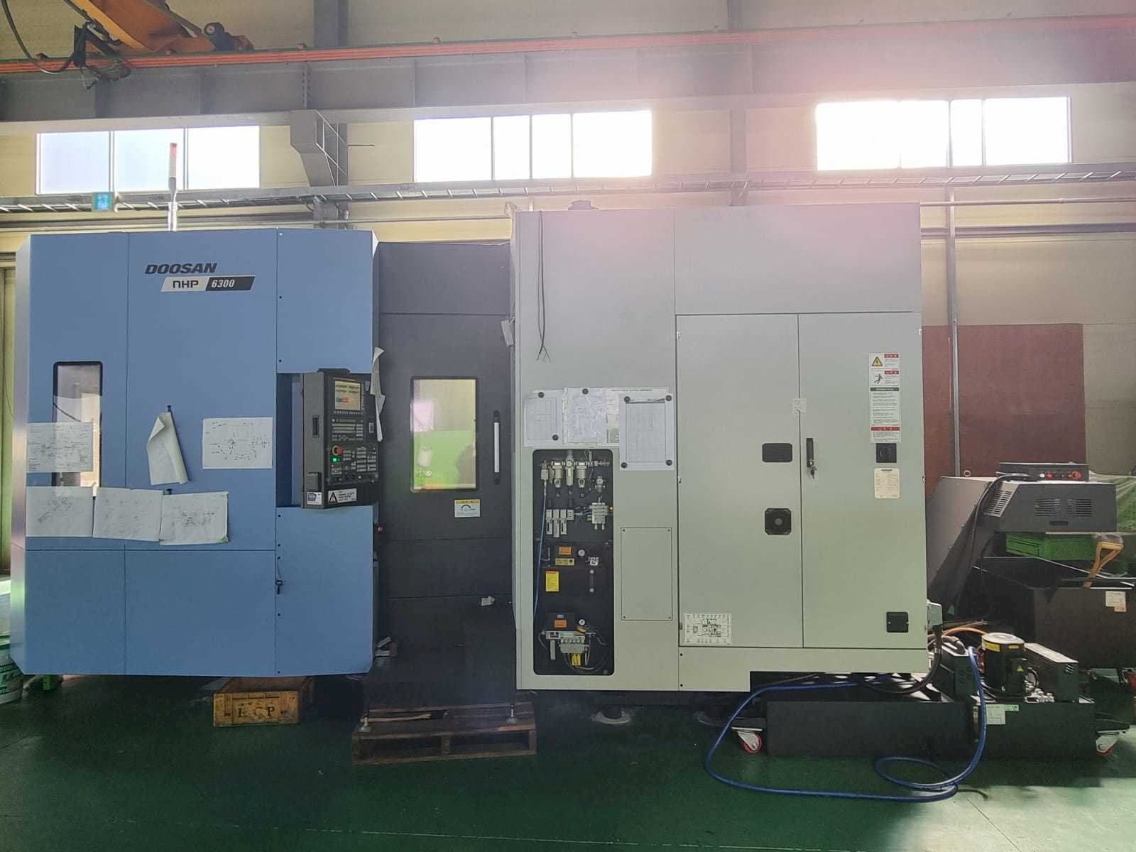 Vista Frontal da Doosan NHP 6300 máquina