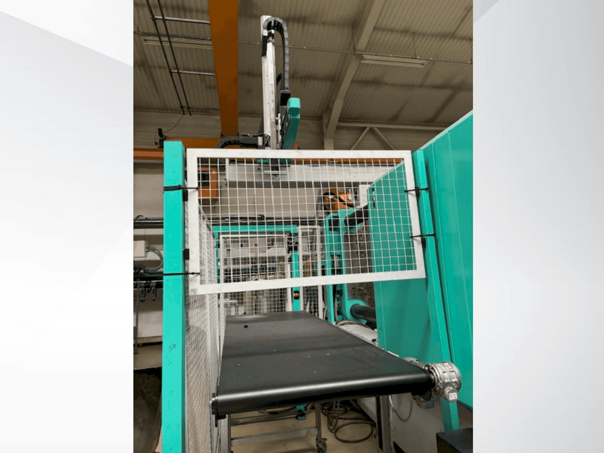 Vista Frontal da Arburg Allrounder 920S 4600-2100 máquina