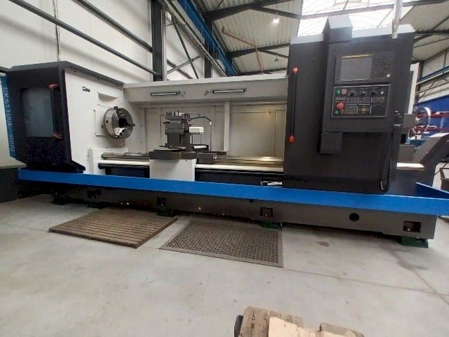 Vista Frontal da Ningbo Oturn CK61100E-3000 máquina