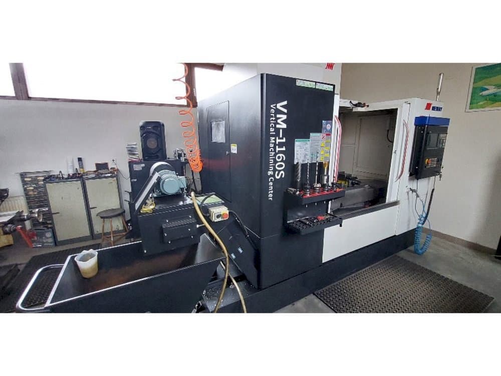 Vista Frontal da Neway VM 1160 máquina