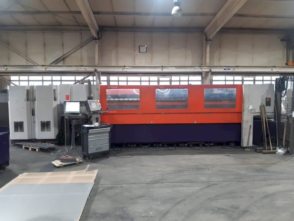 Vista Frontal da Bystronic Bystar 4020 máquina