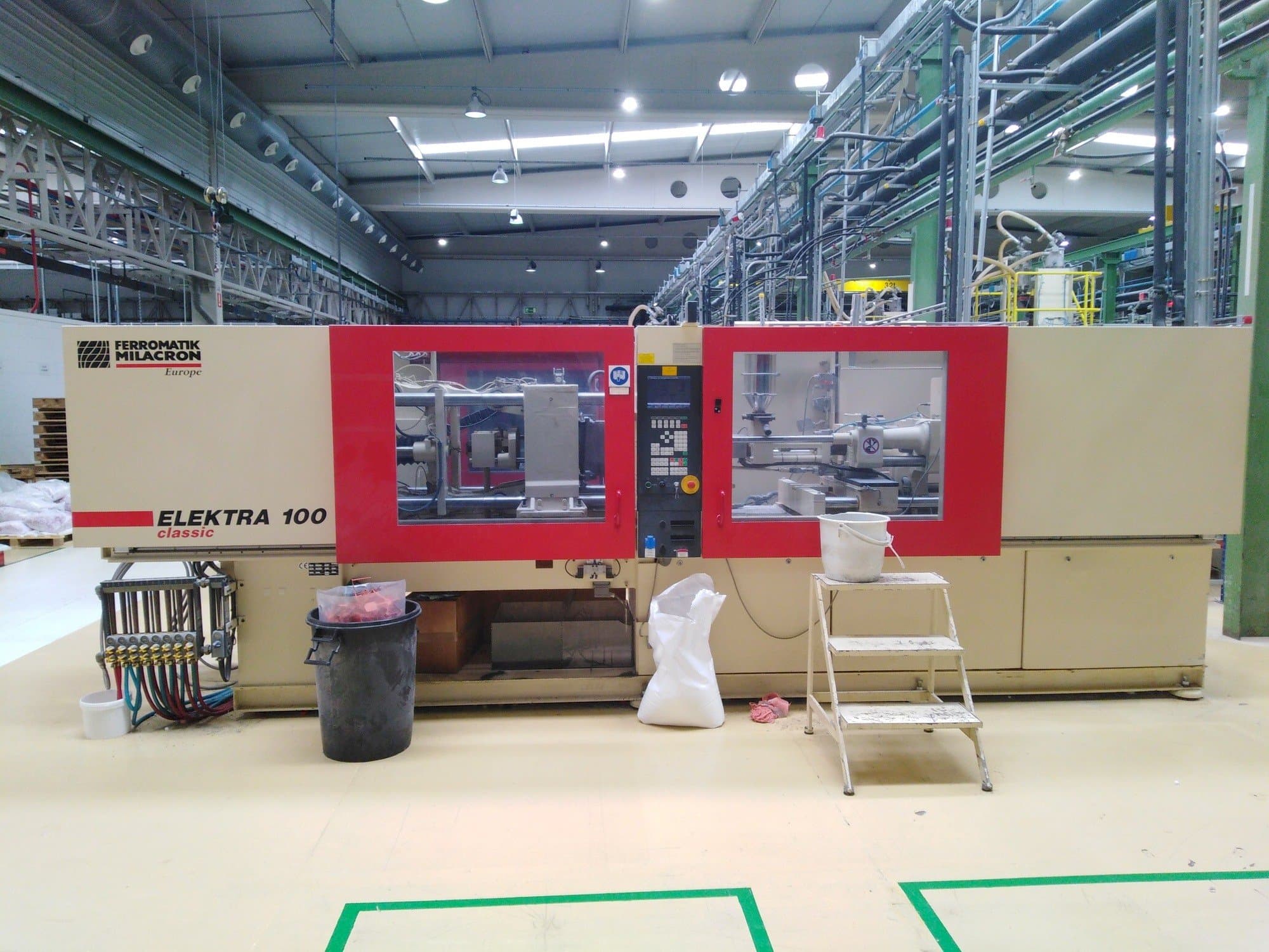 Vista Frontal da Ferromatik Electra 100 máquina