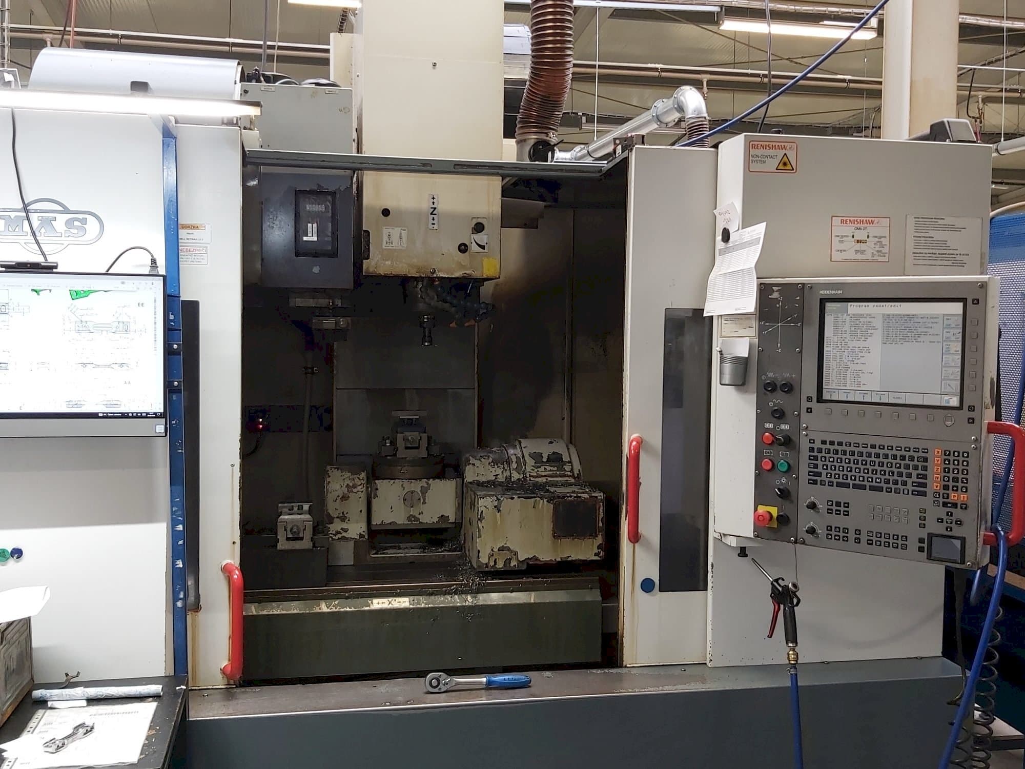 Vista Frontal da KOVOSVIT MAS MCV 1016 Quick máquina