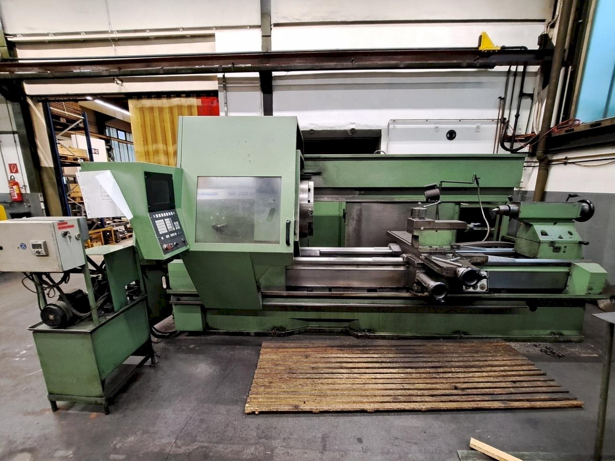 Vista Frontal da BOEHRINGER VDF DUS 1000 máquina