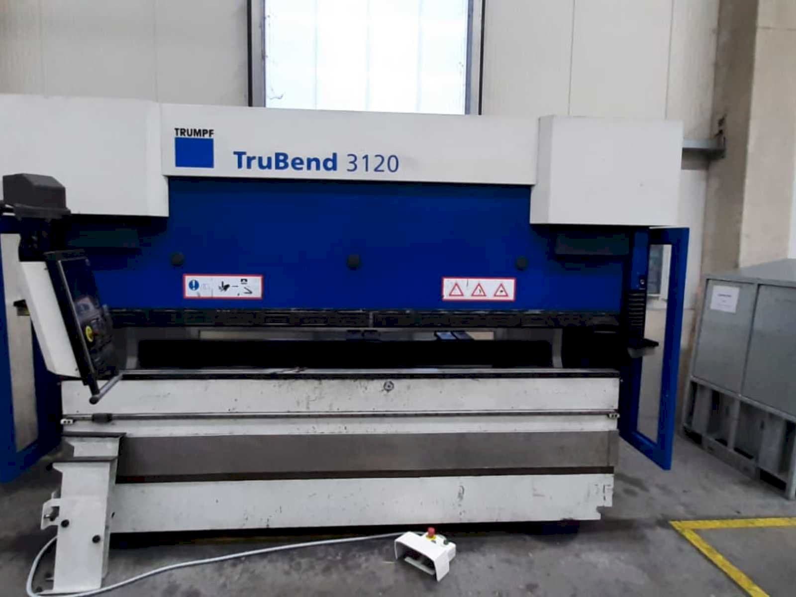Vista Frontal  da Trumpf TruBend 3120  máquina