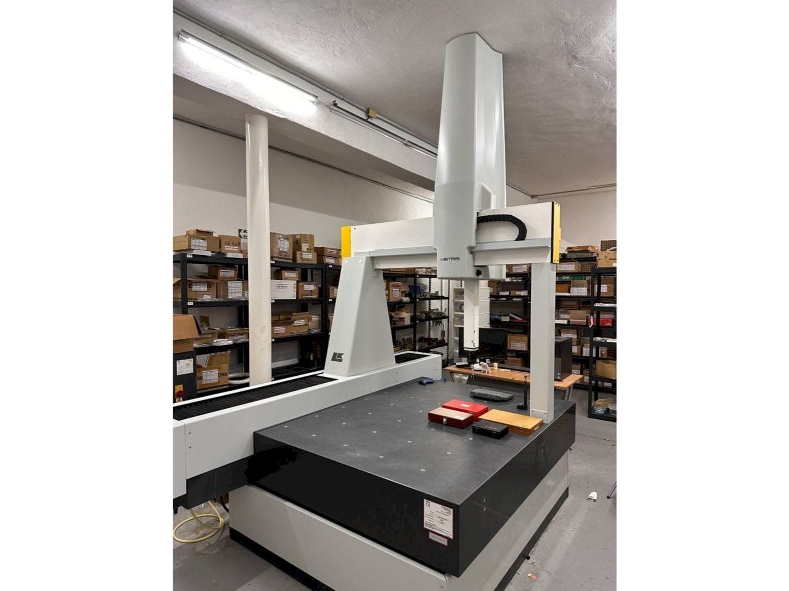 Vista Frontal  da NIKON LK V 15.10.8  máquina