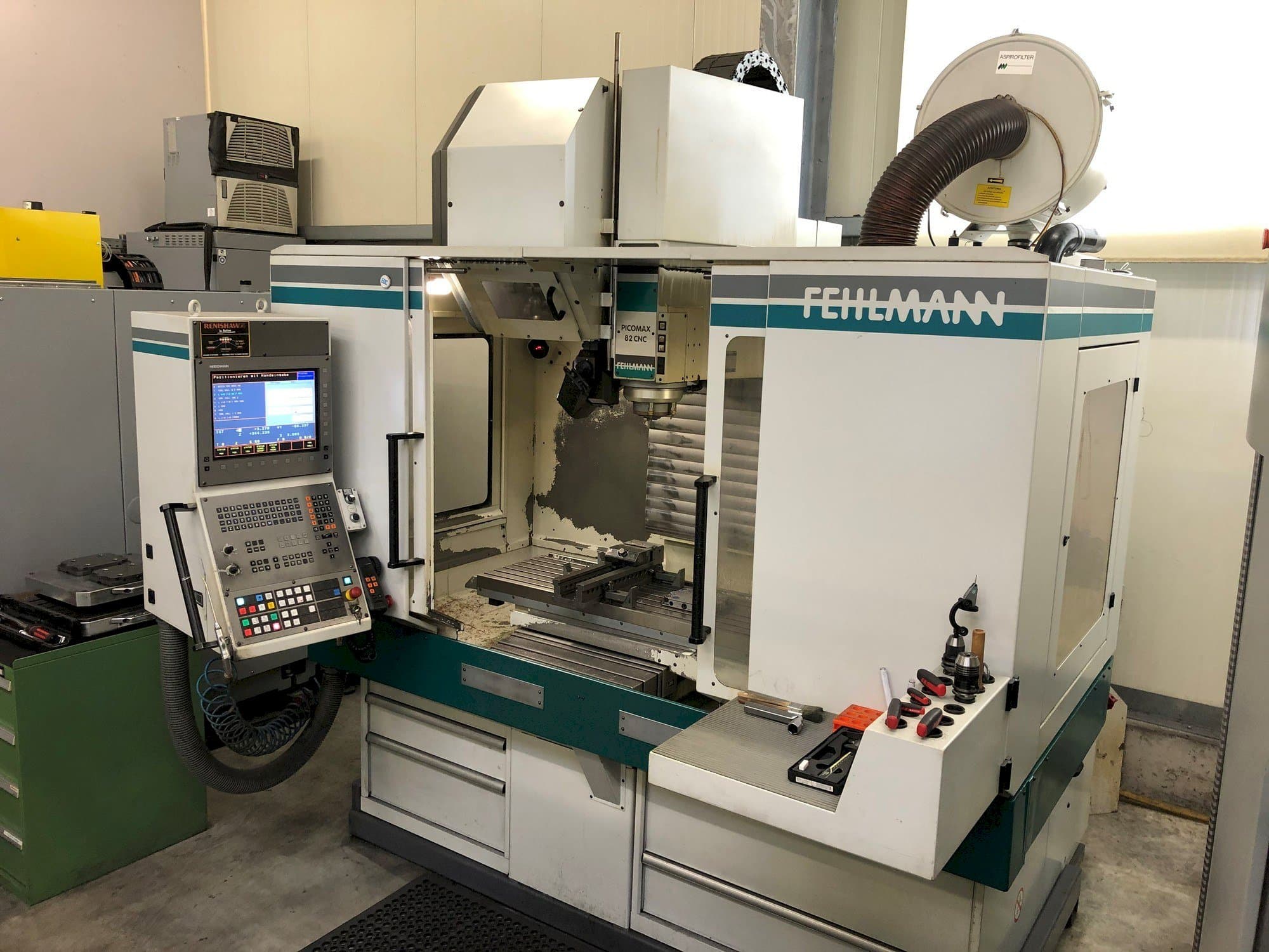 Vista Frontal  da FEHLMANN PICOMAX 82 CNC  máquina