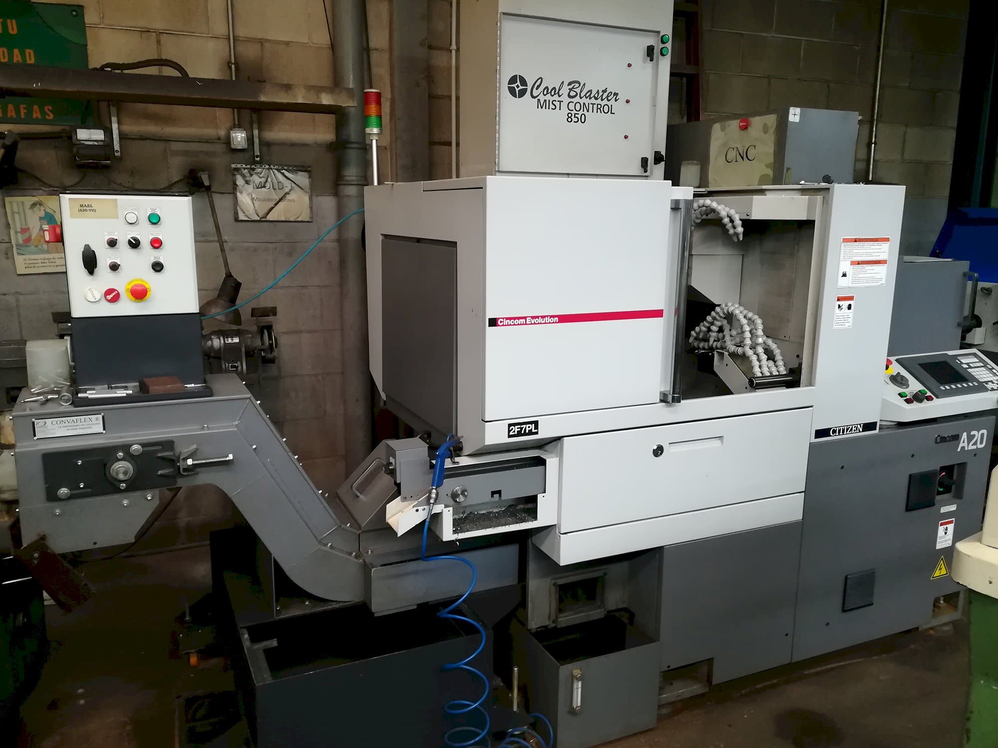 Vista Frontal da CITIZEN Cincom A20 máquina