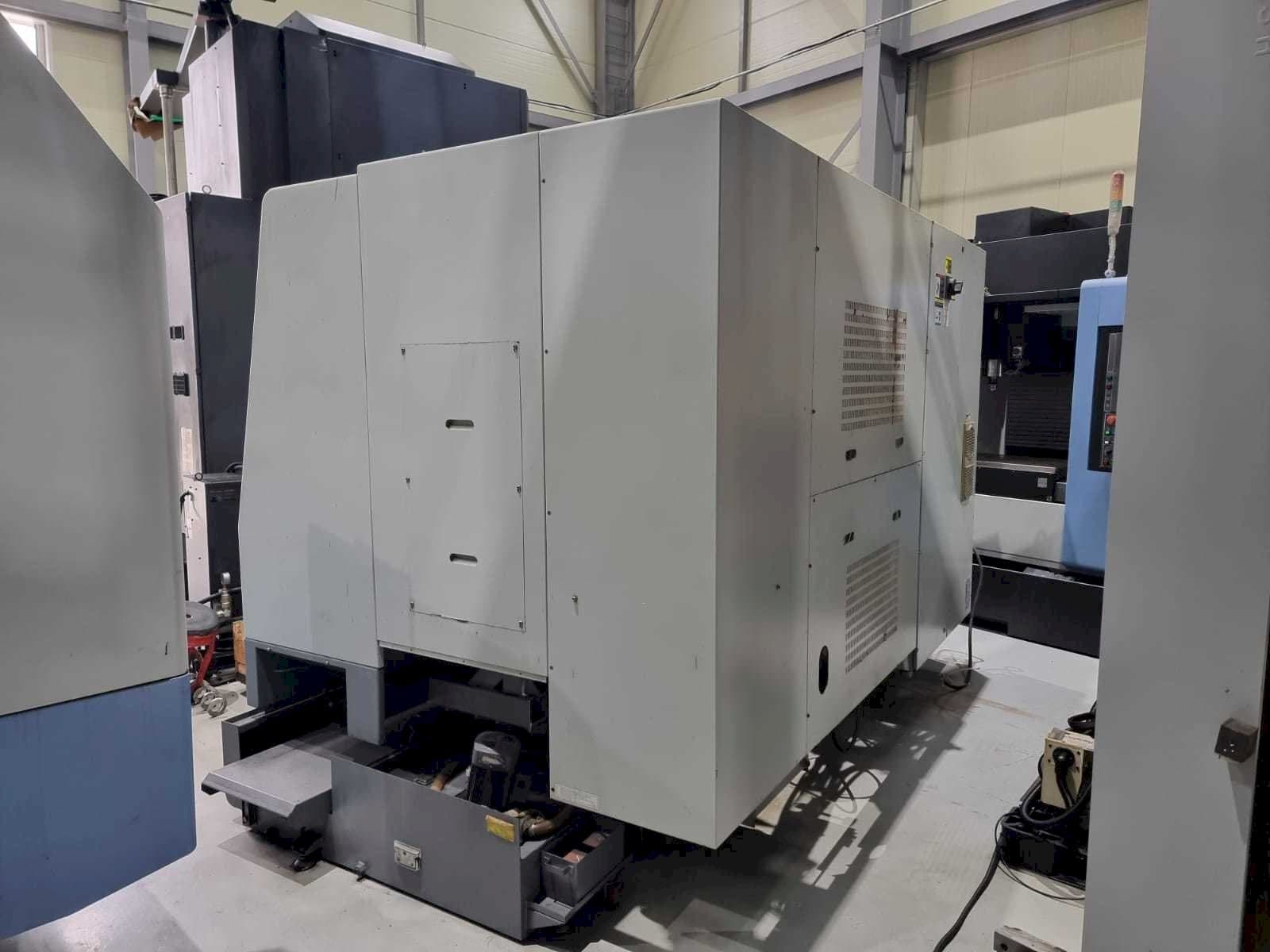 Vista Frontal da Hyundai Kia SKT250Y máquina