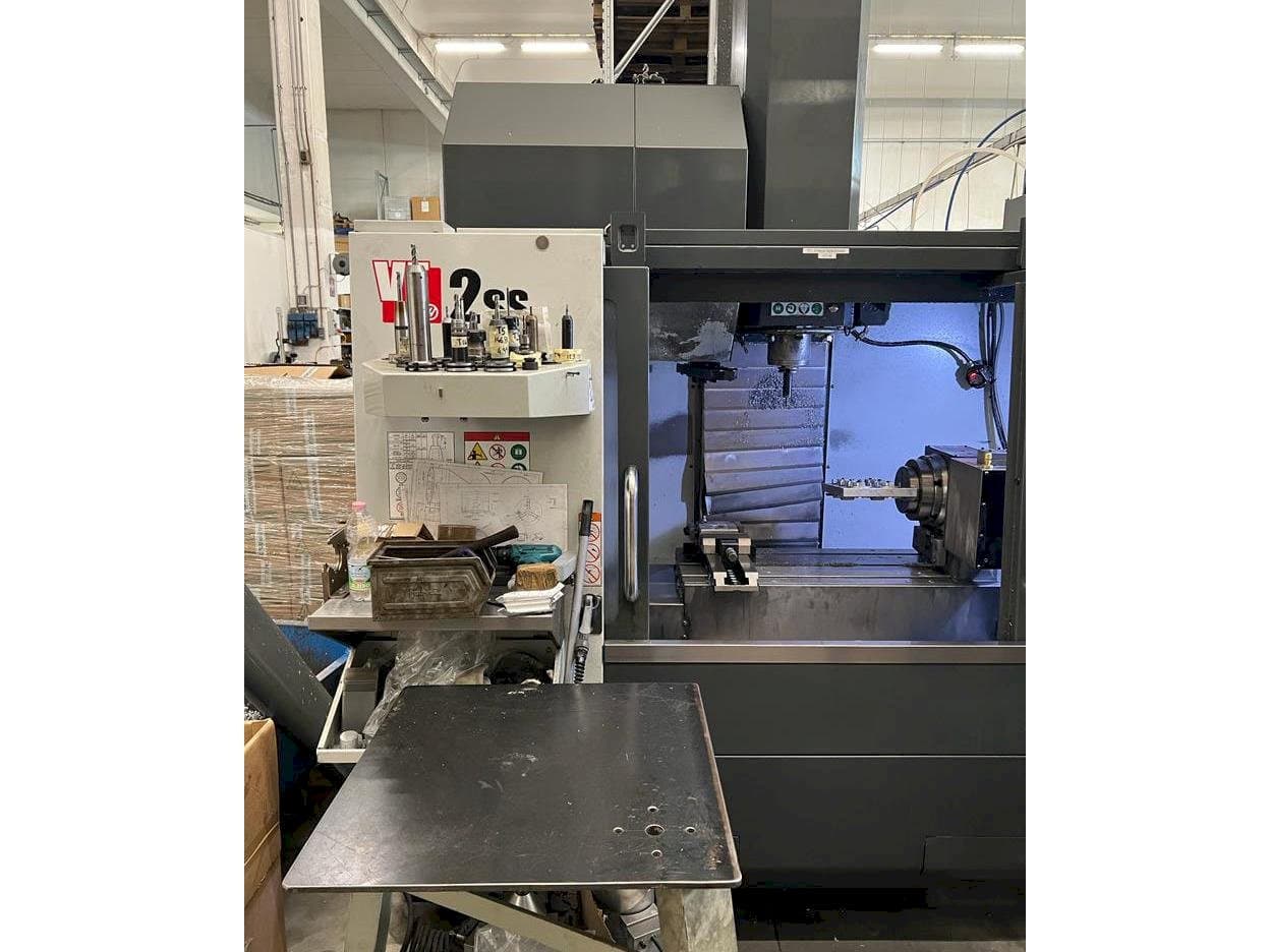 Vista Frontal da HAAS VF-2SS máquina