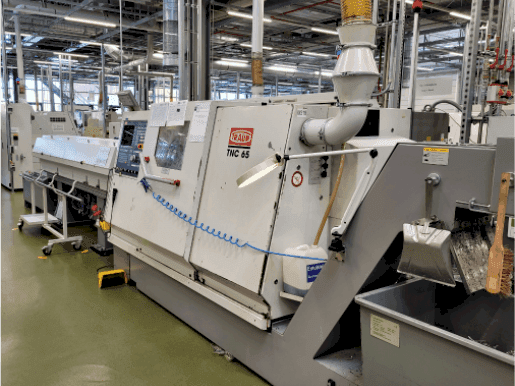 Vista Frontal  da TRAUB TNC 65 DGY  máquina