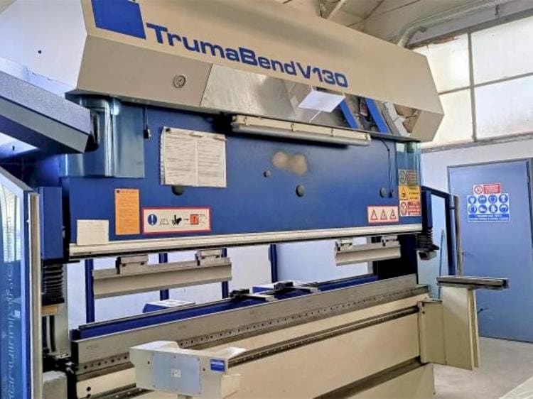 Vista Frontal da Trumpf Trumabend V130 máquina