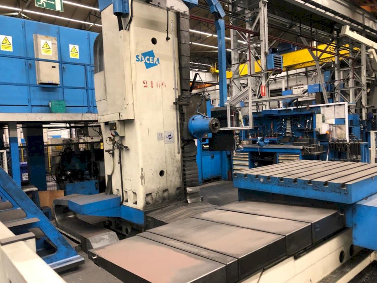 Vista Frontal da Sacem MSMG - XC/110-C/N máquina