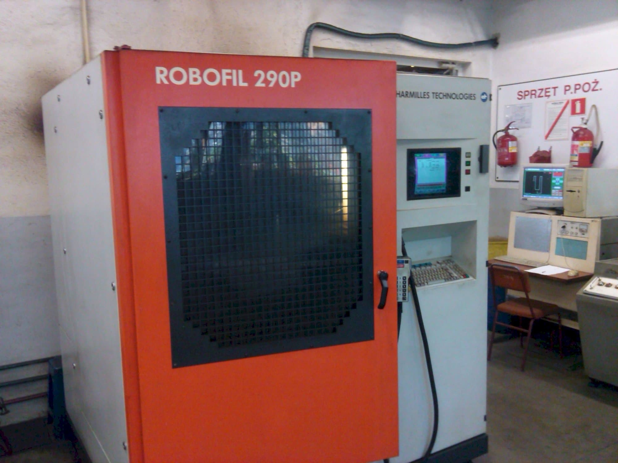 Vista Frontal  da CHARMILLES Robofil 290 P  máquina