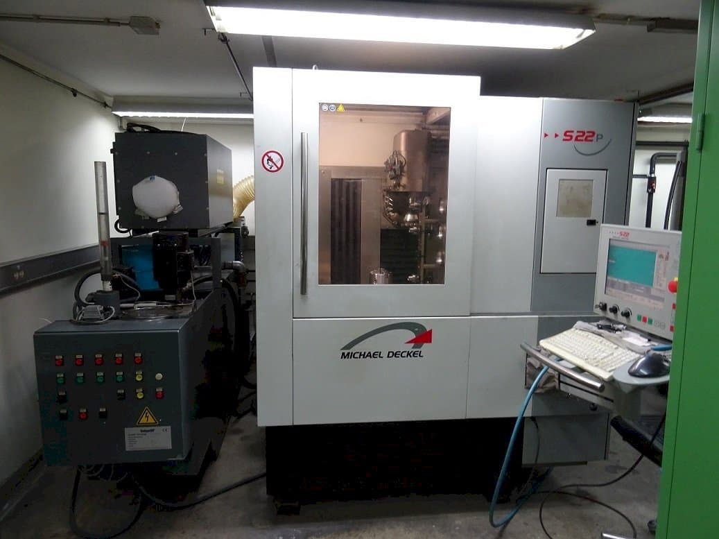 Vista Frontal da Michael Deckel S22 P máquina