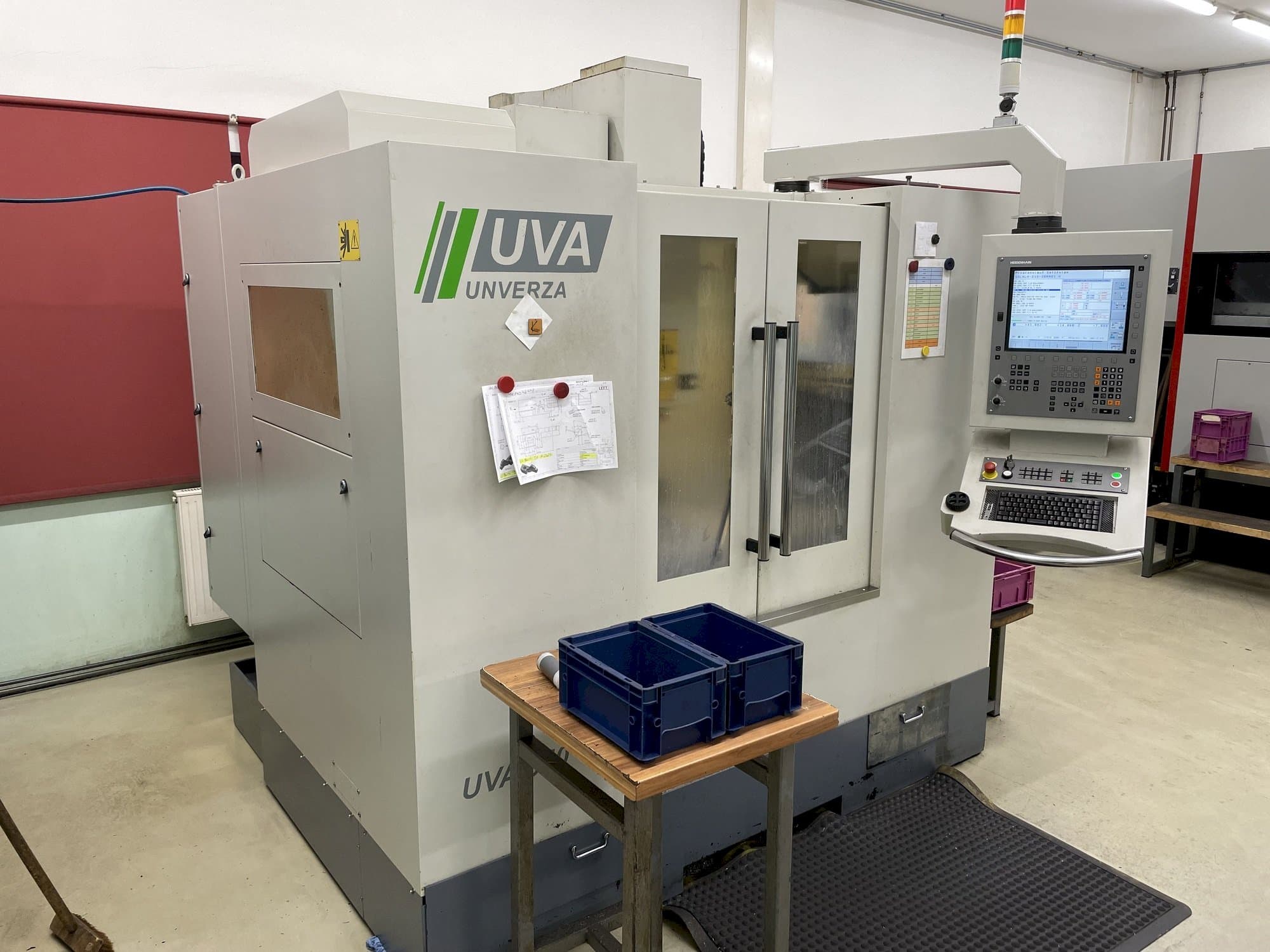 Vista Frontal da HOMMEL UNVERZAGT UVA 550 Plus máquina