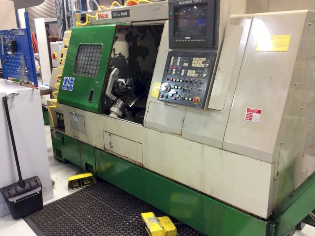 Vista Frontal da Mazak Super QuickTurn 15MS máquina