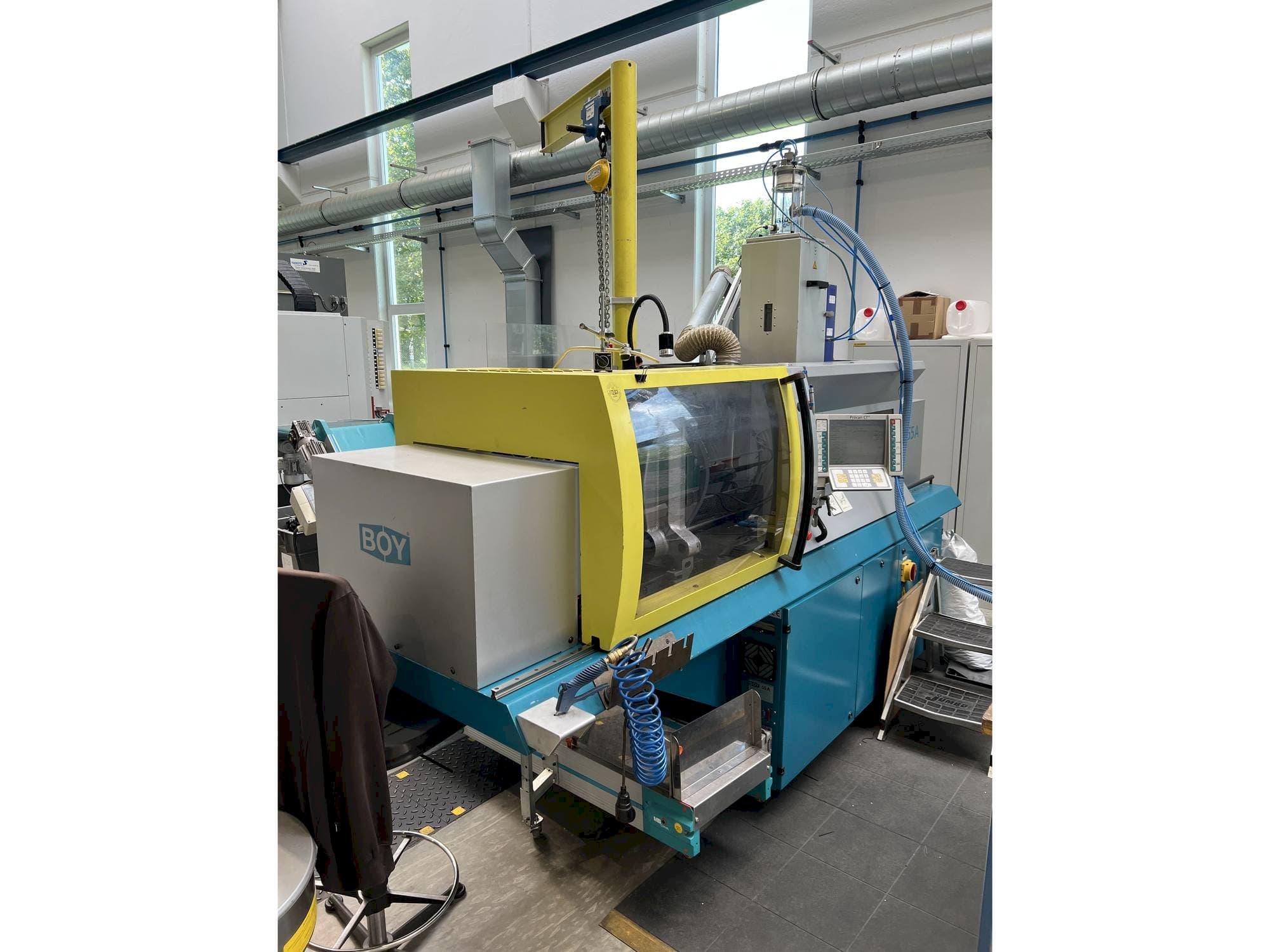 Vista Esquerda da BOY 55A máquina