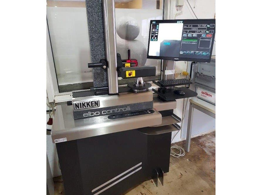 Vista Frontal da NIKKEN elbo controlli kyan-TW máquina