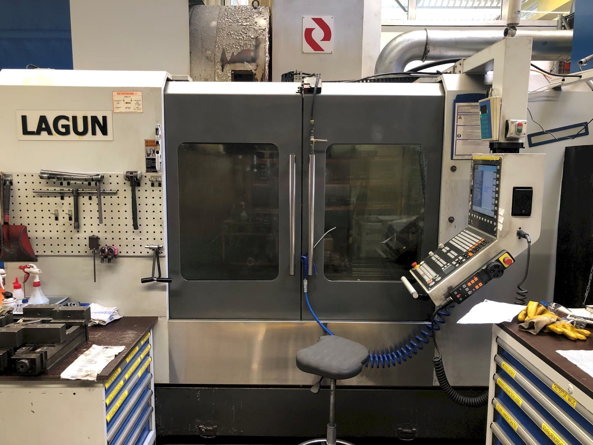 Vista Frontal da LAGUN L1400 máquina