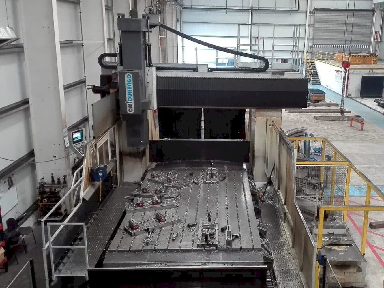 Vista Frontal  da cmiDURANGO FPF310-5000  máquina