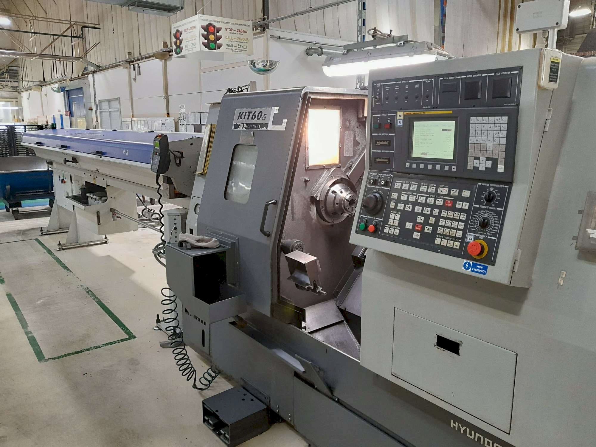 Vista Frontal da Hyundai Kia KIT60G máquina