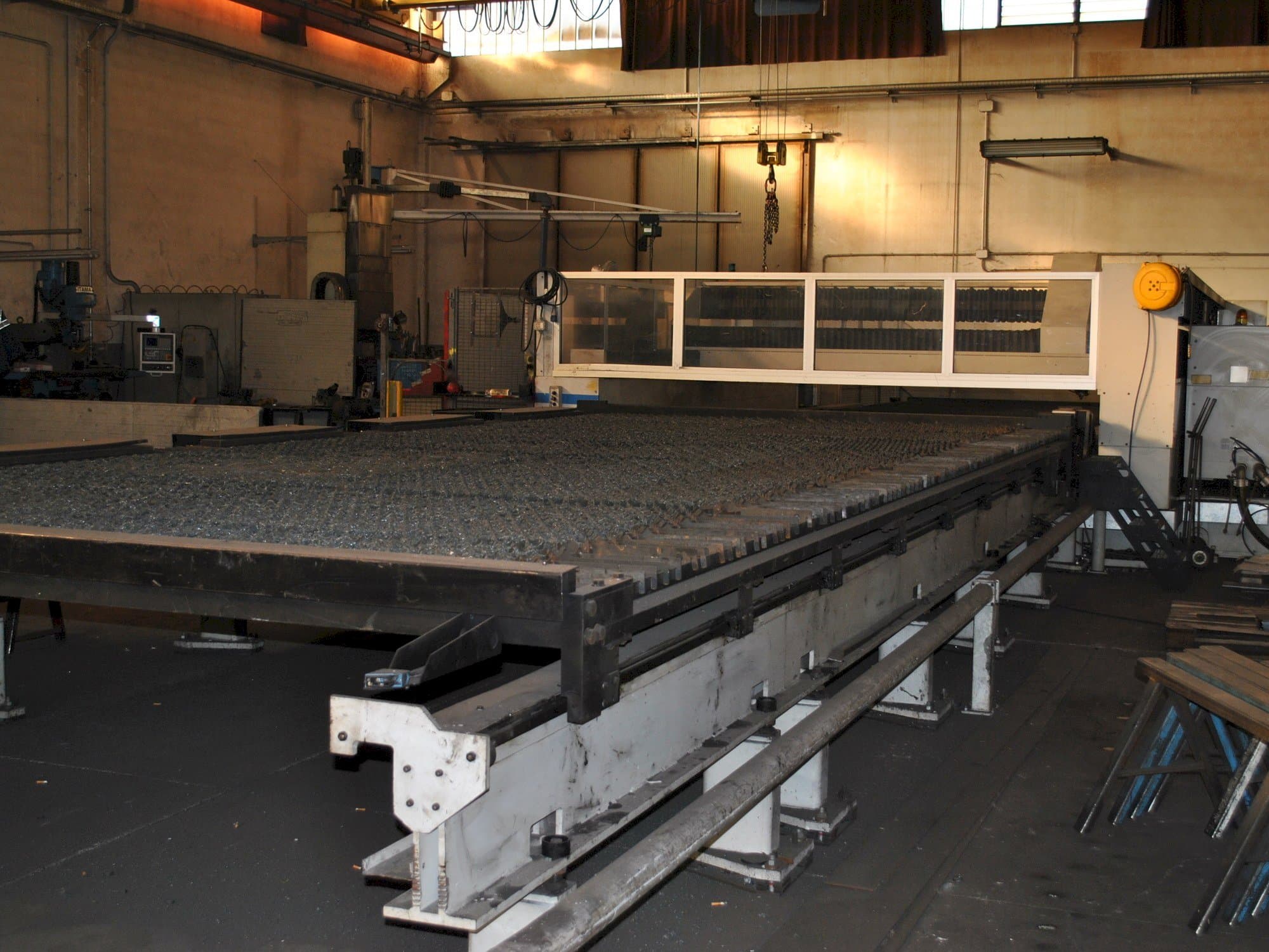 Vista Frontal da LVD IMPULS 8031 máquina