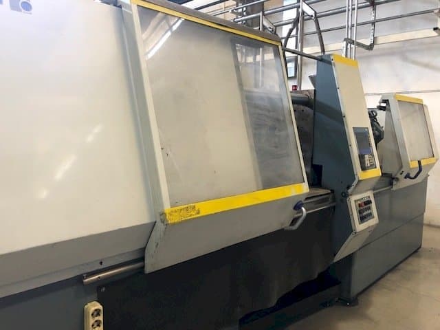 Vista Frontal da Battenfeld BA 1300/630 CDC máquina