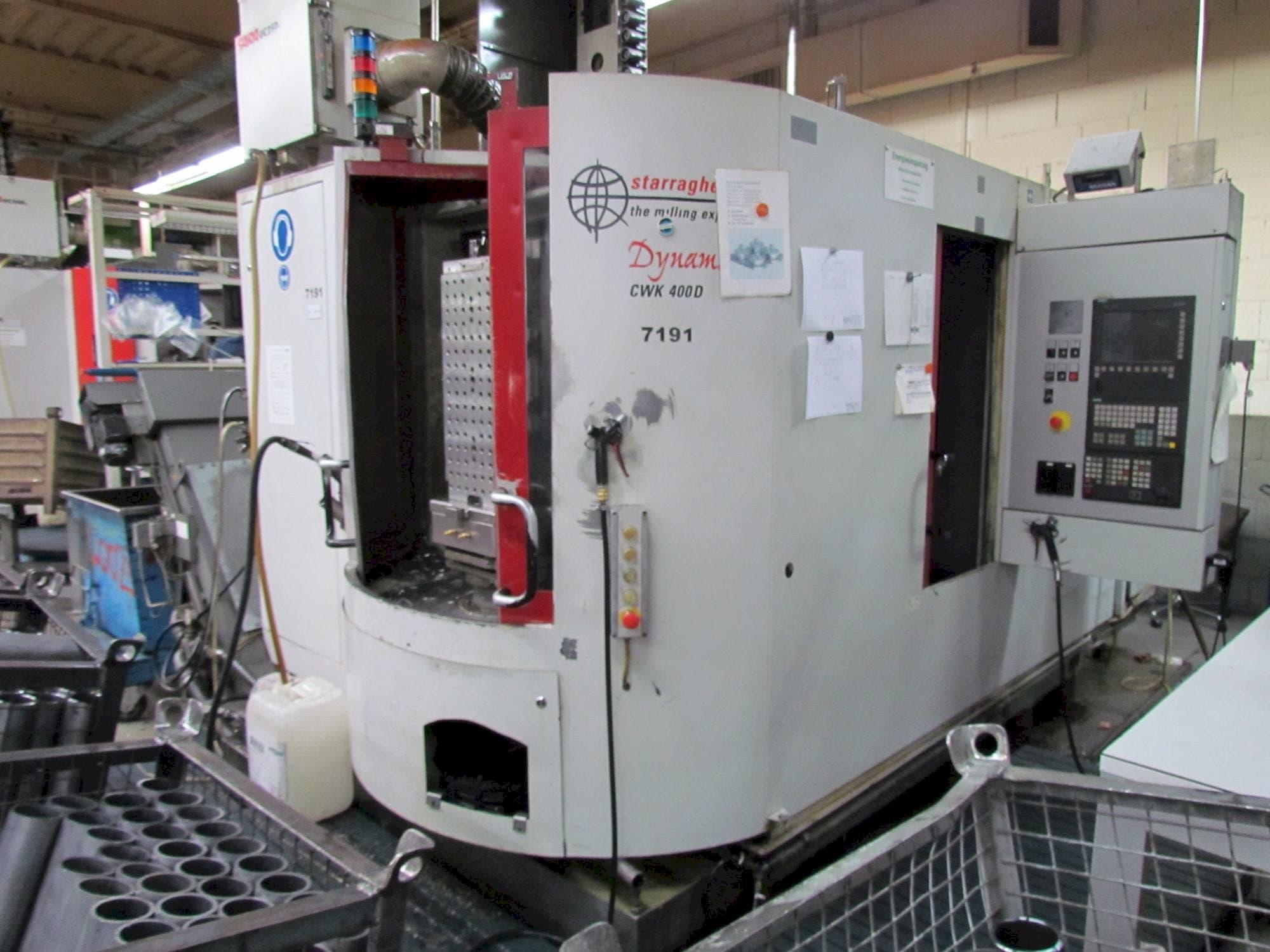 Vista Frontal da Heckert CWK 400 D máquina