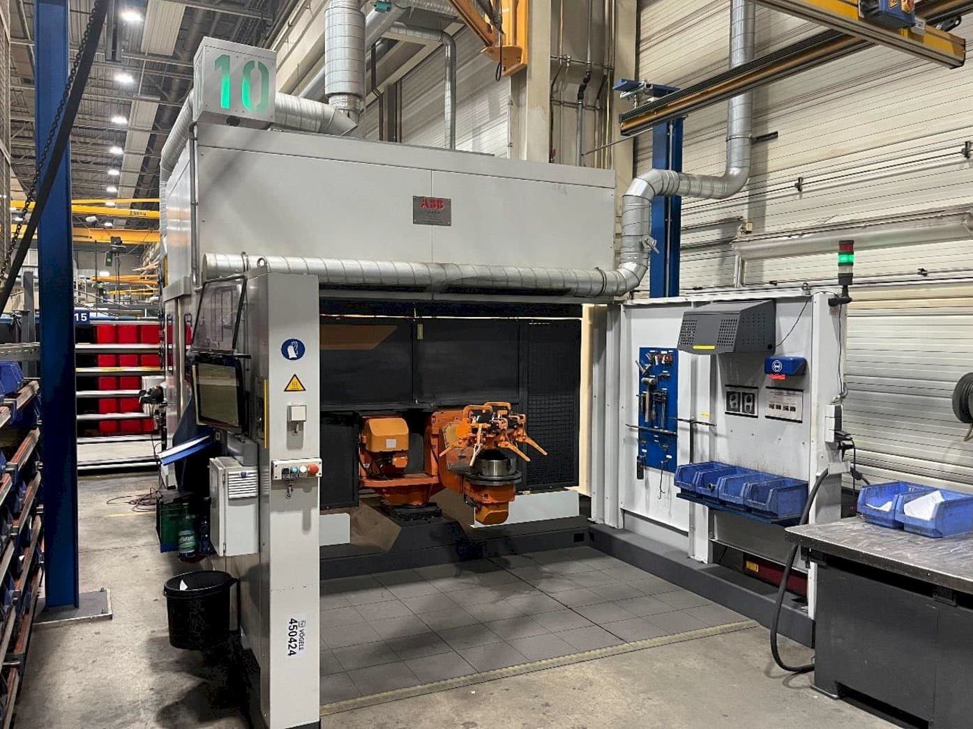 Vista Frontal  da ABB   máquina