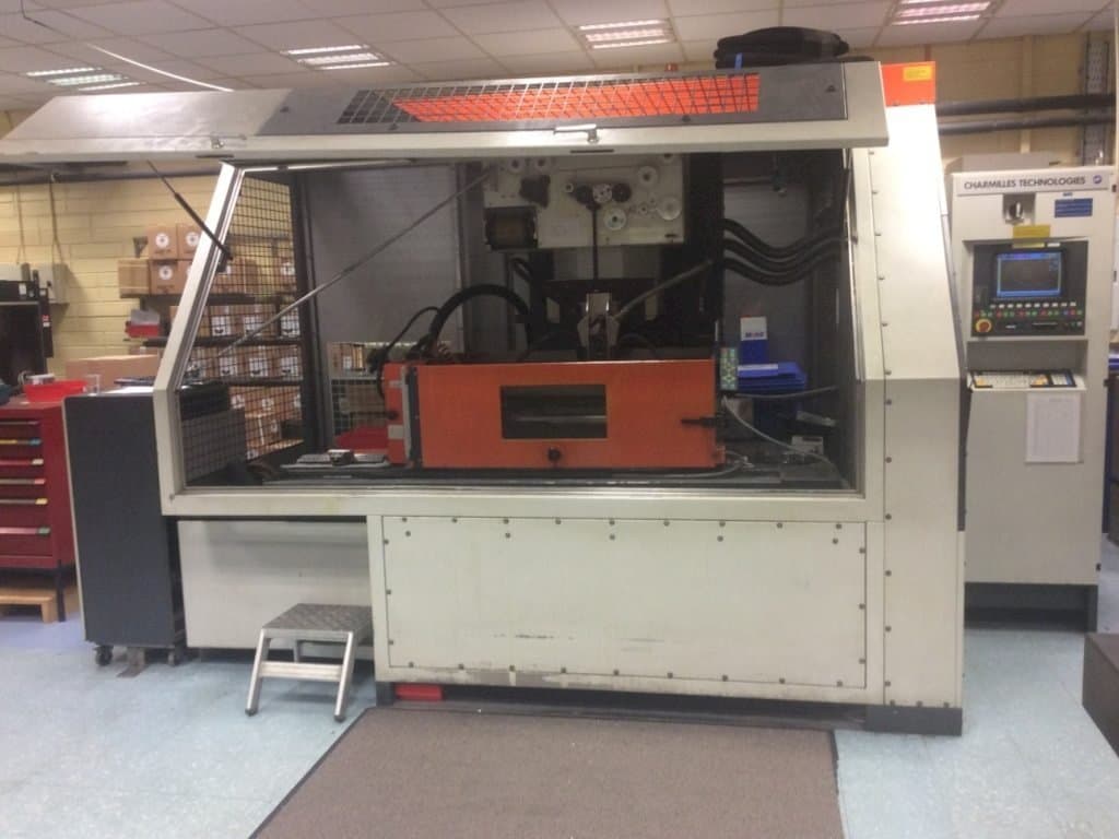 Vista Frontal da CHARMILLES Robofil 4020 SI máquina