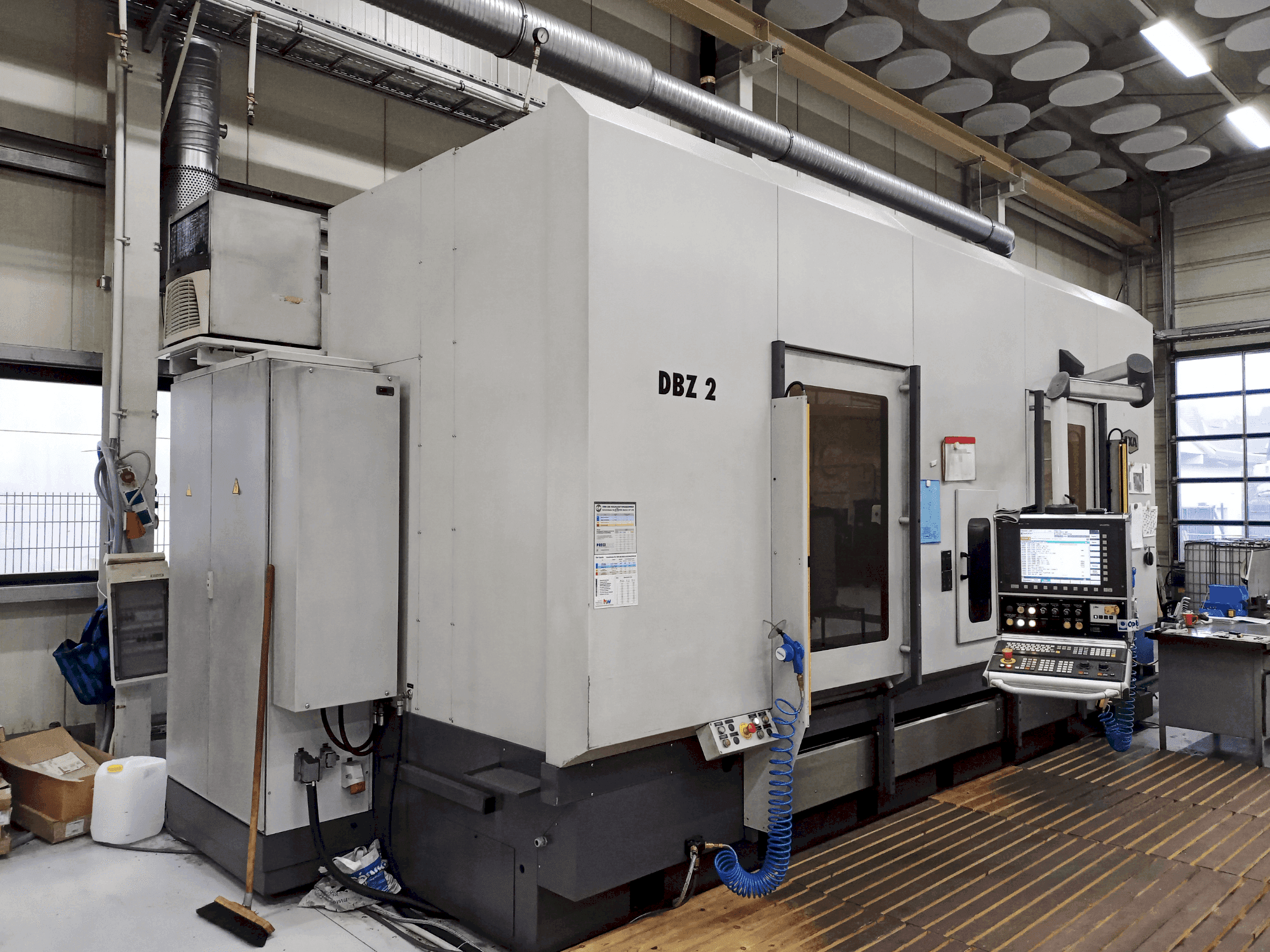 Vista Frontal  da AXA DBZ 2 / 50  máquina