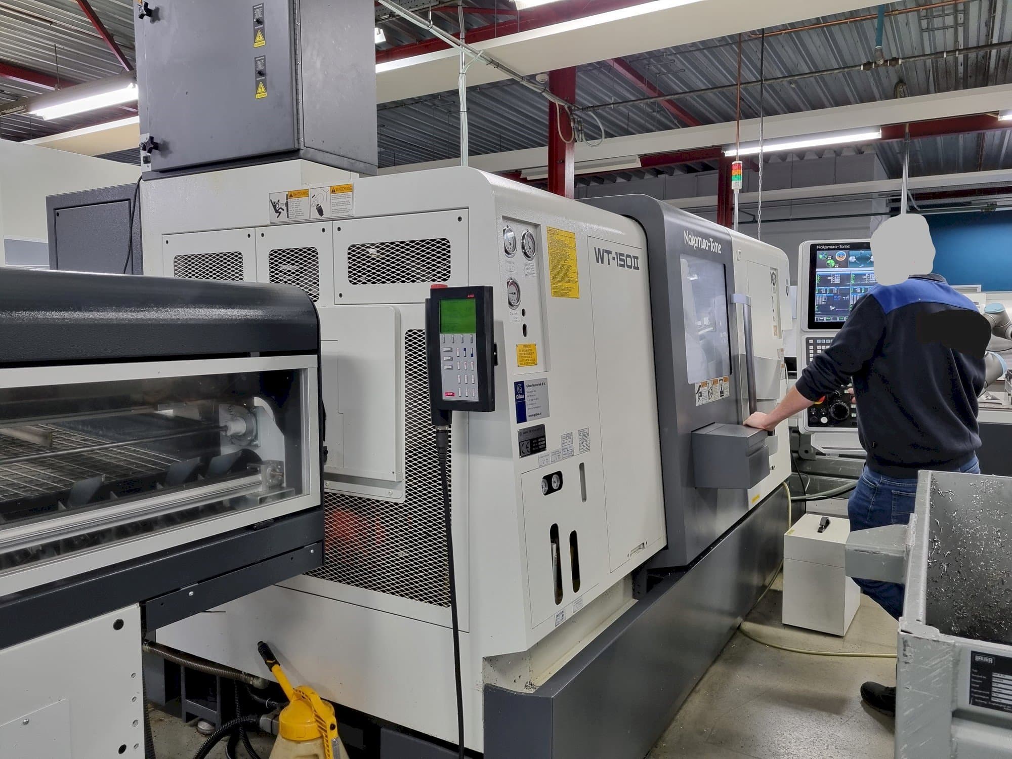 Vista Frontal da NAKAMURA-TOME WT-150II máquina