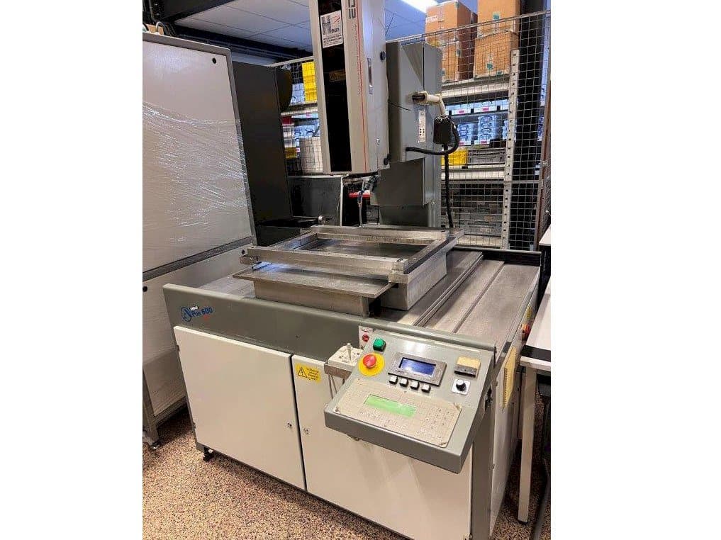 Vista Frontal da Apos 600 máquina