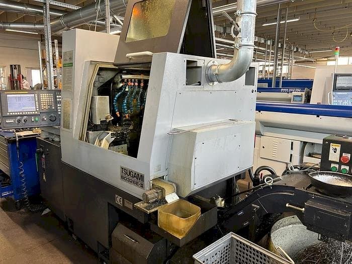 Vista Frontal da TSUGAMI B0326E-II máquina