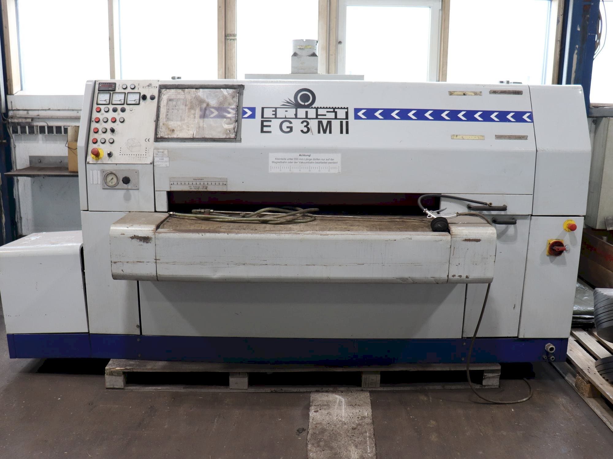 Vista Frontal da ERNST EG3M II máquina