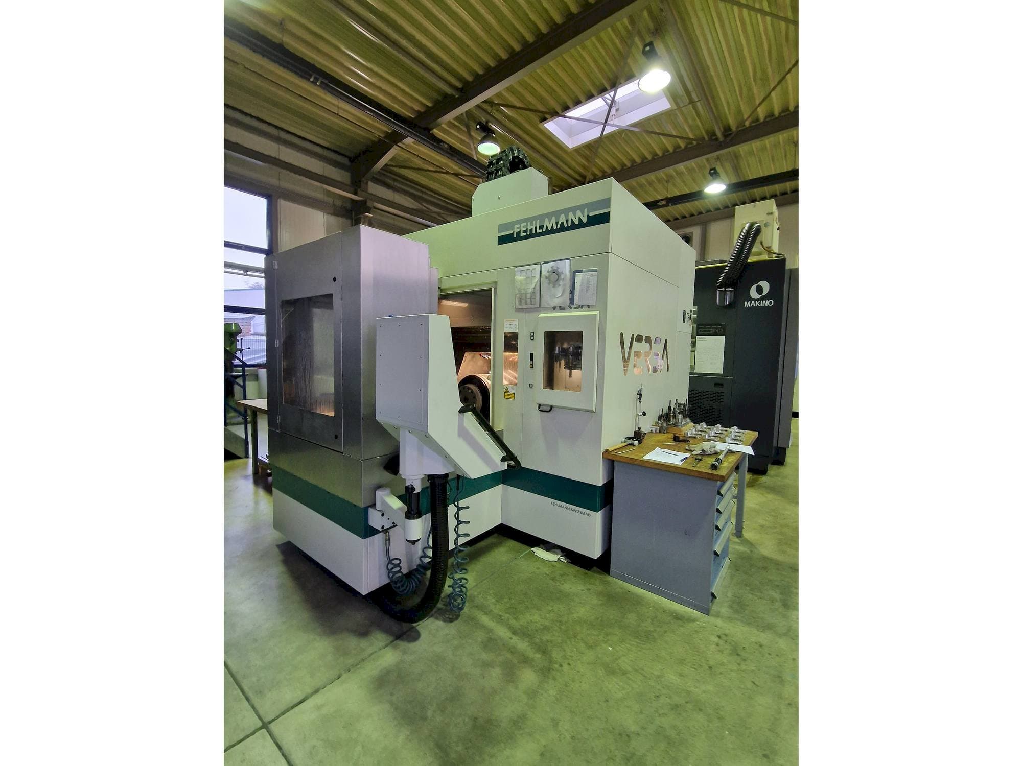 Vista Frontal da FEHLMANN Versa P825 máquina