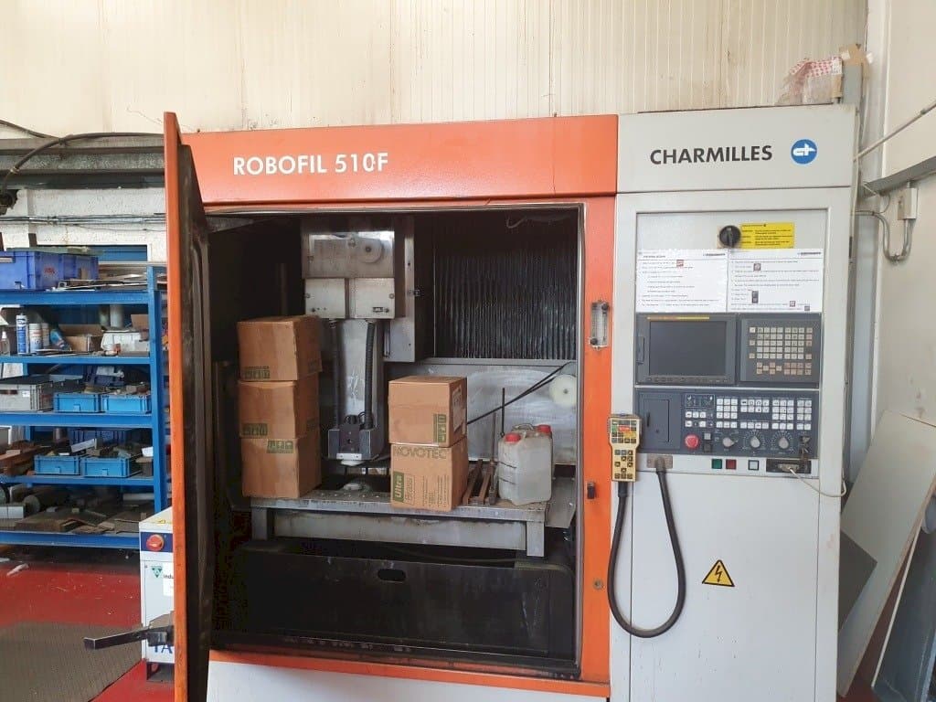 Vista Frontal da CHARMILLES Robofil 510F máquina