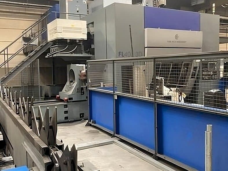Vista Frontal da Tube Tech Machinery FL 400 3D máquina