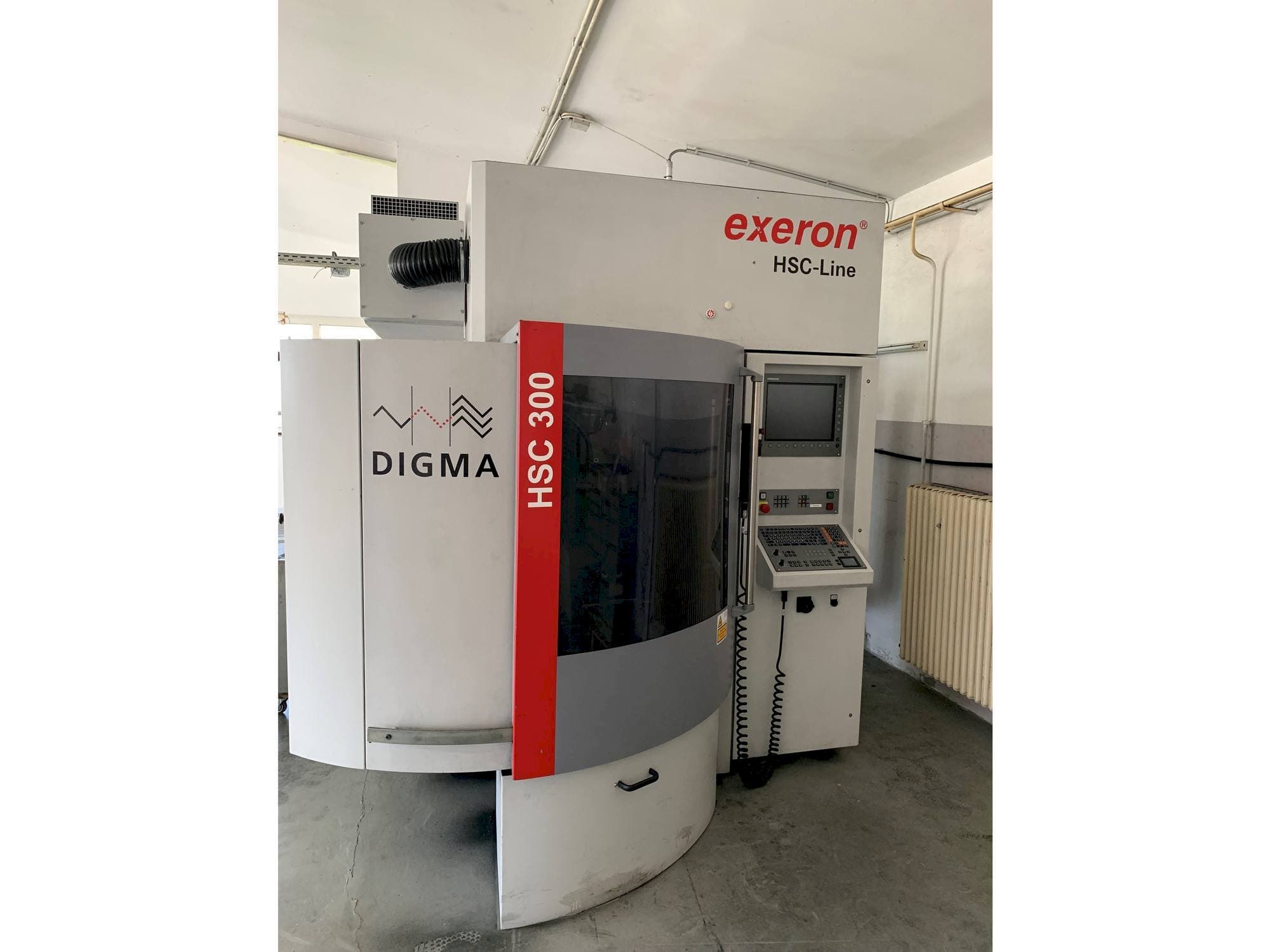 Vista Frontal da Exeron HSC 300P máquina