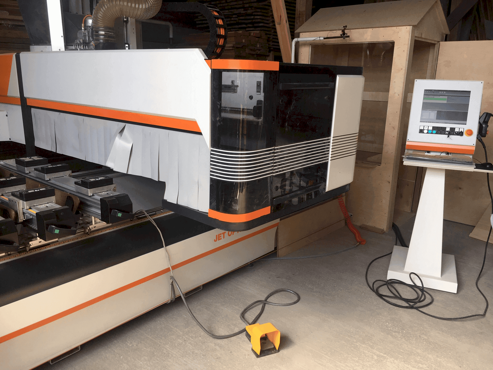 Vista Frontal  da BUSELLATO Jet Optima T5  máquina