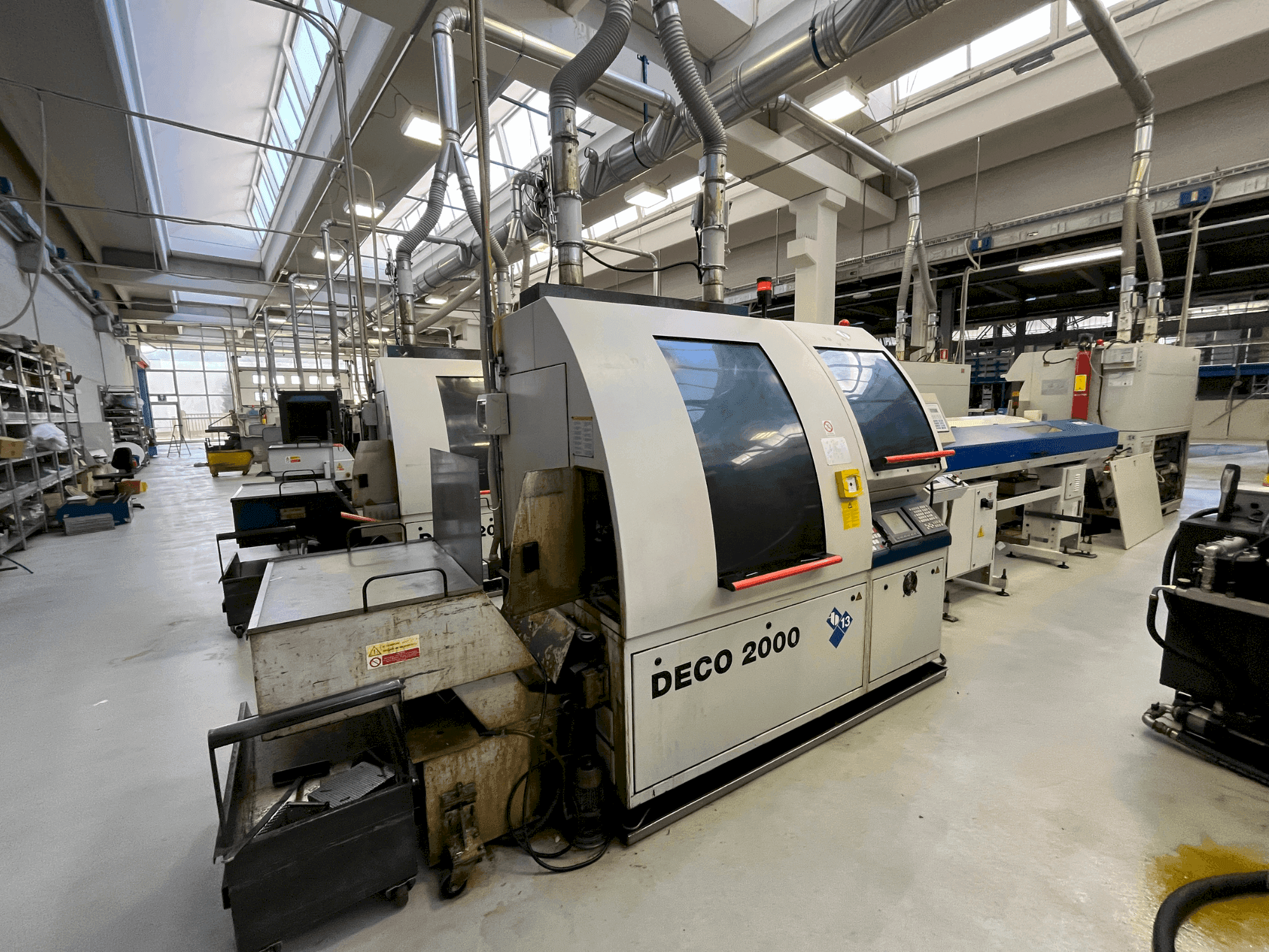 Vista Frontal da TORNOS DECO 2000/13 máquina