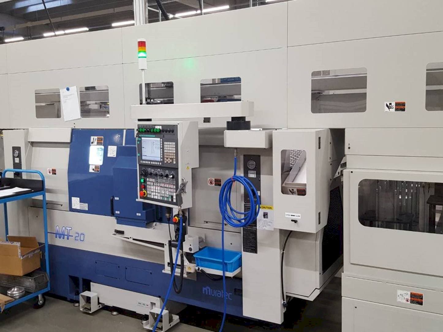 Vista Frontal da Muratec MT 20 GYMC máquina