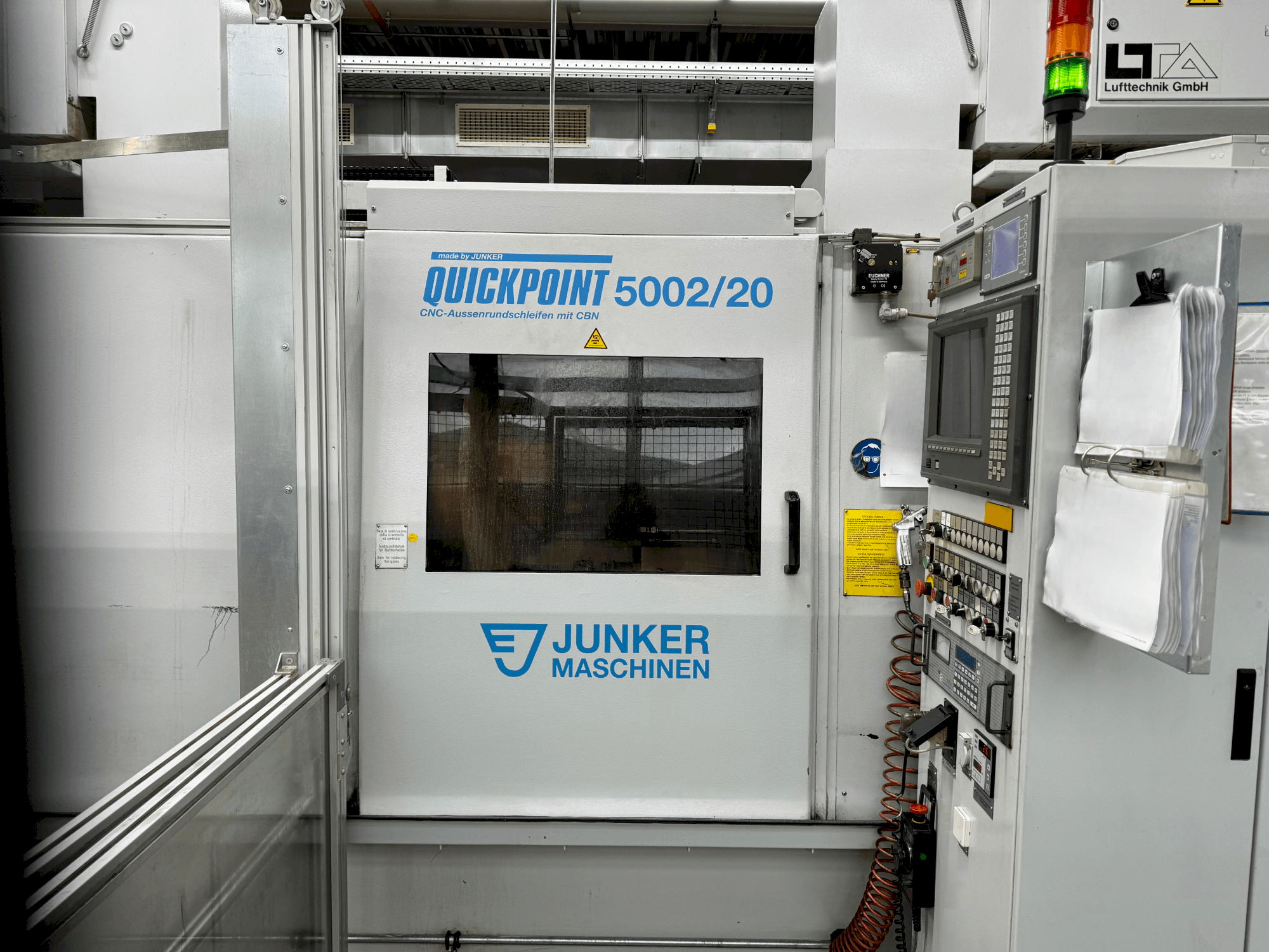 Vista Frontal  da JUNKER Quickpoint 5002/20  máquina