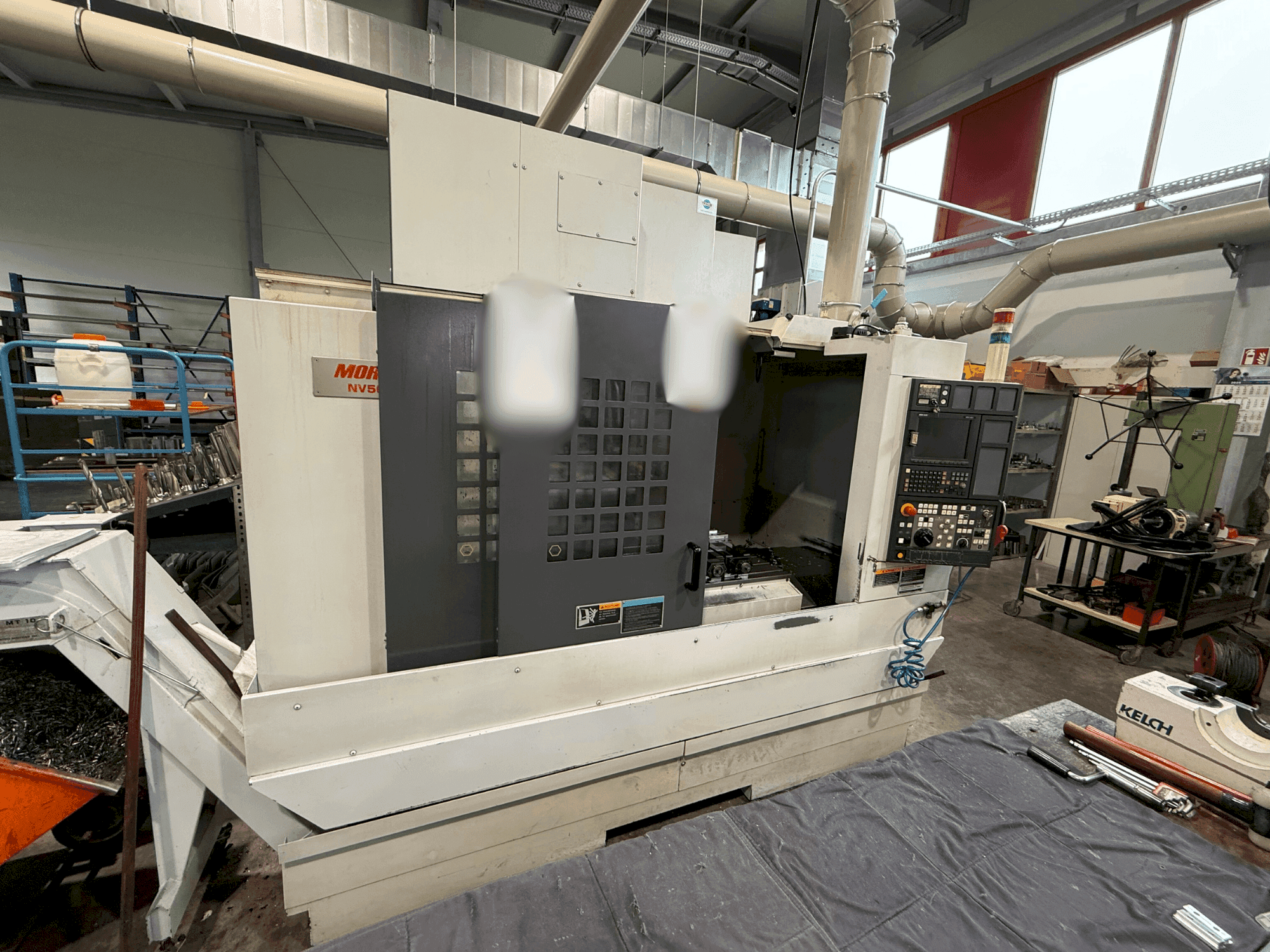 Vista Frontal da MORI SEIKI NV 5000 a1 B/40 máquina