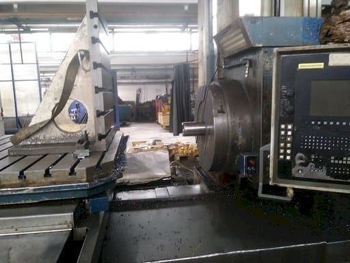 Vista Frontal da Union BFT 130 máquina