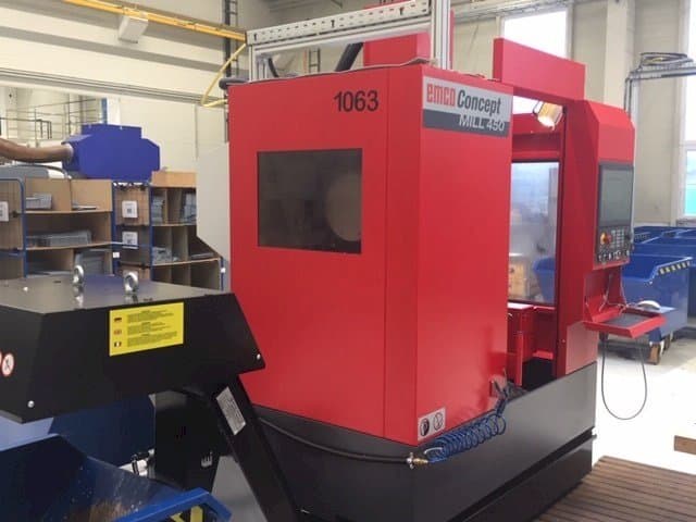 Vista Frontal da EMCO Concept Mill 450 máquina