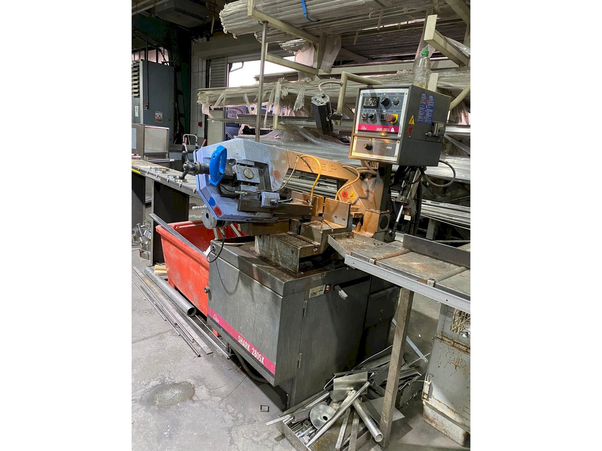 Vista Frontal da Nisshinbo MAP-750 máquina